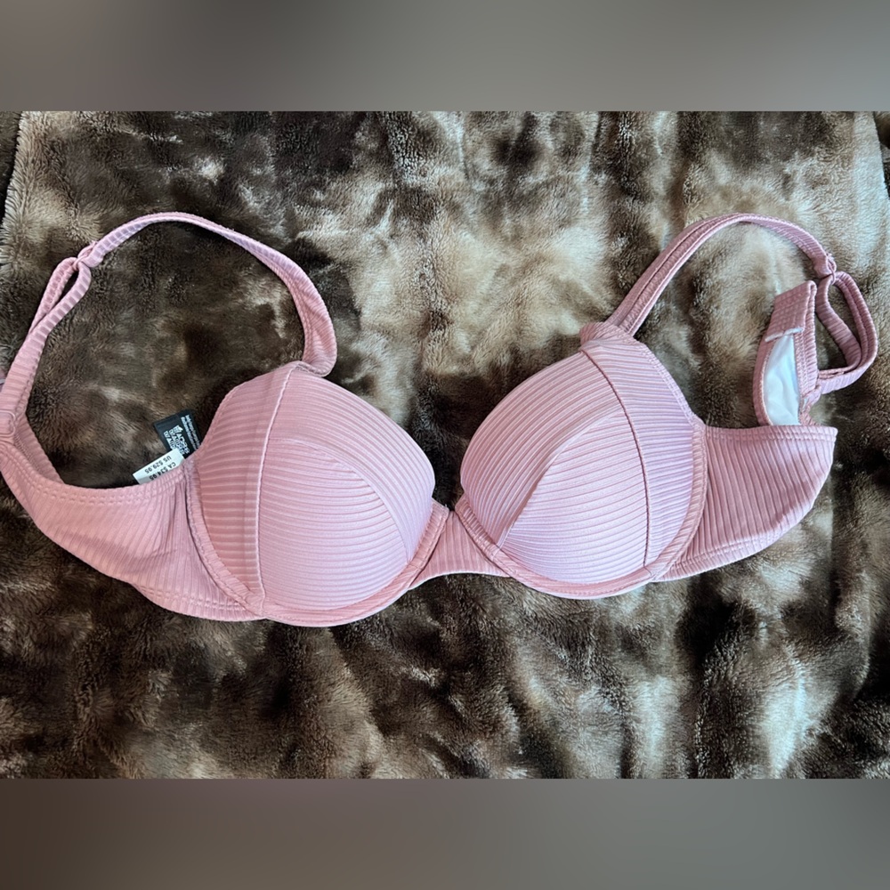 Victoria’s Secret PINK Swimsuit Top